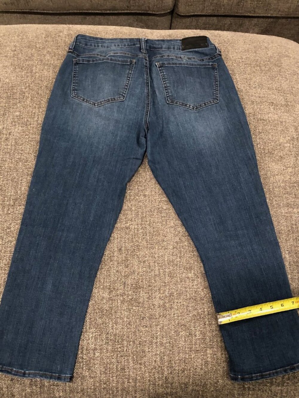 !iT. Claire Curvy Skinny Capri Jeans, Size 10 - Picture 10 of 10